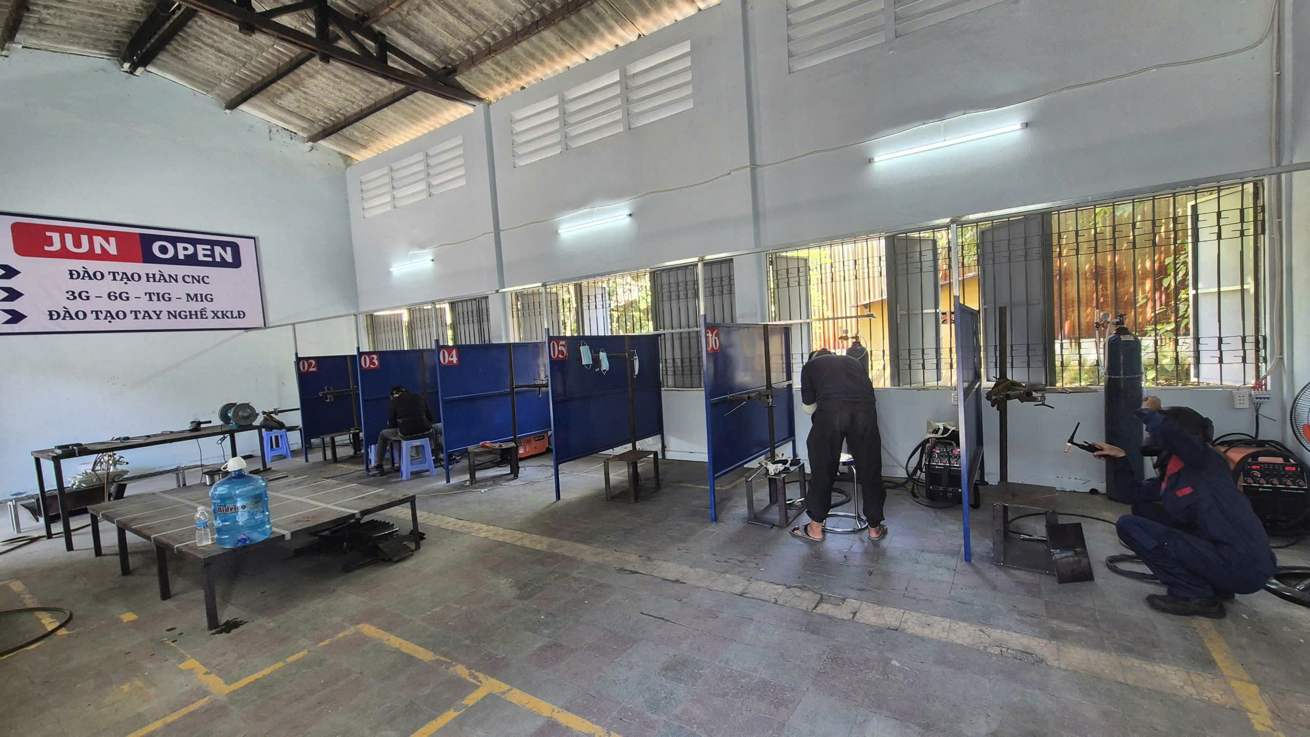 Hình ảnh Trường Kỹ Thuật JUN OPEN - Trường Kỹ Thuật JUN OPEN